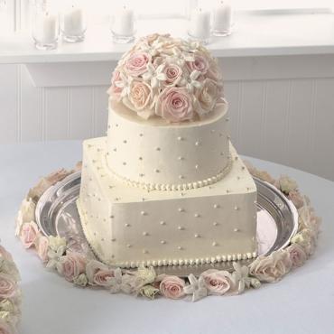 38. Blossoms Of Love Cake Top