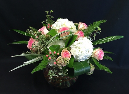 Blushing Beauty Centerpiece