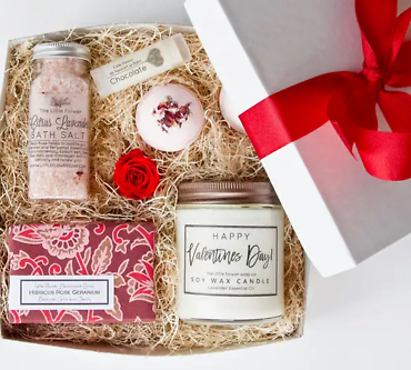 Valentine\'s Day Local Luxury Spa Gift Box