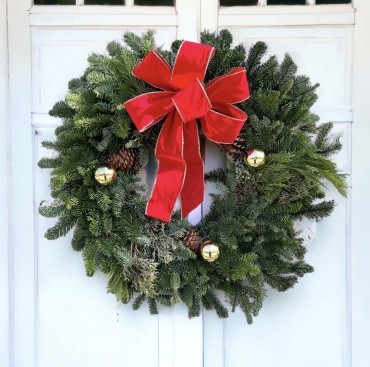 Fresh Winter Wreath - Circle
