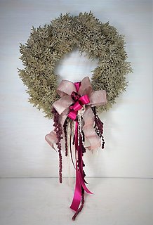 Gold Wreath | Pink Ribbons